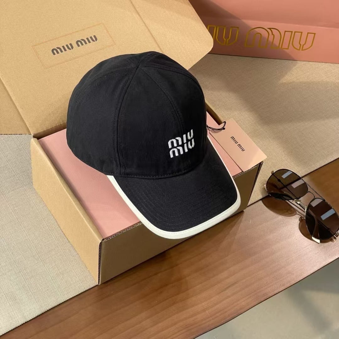 MiuMiu Hat